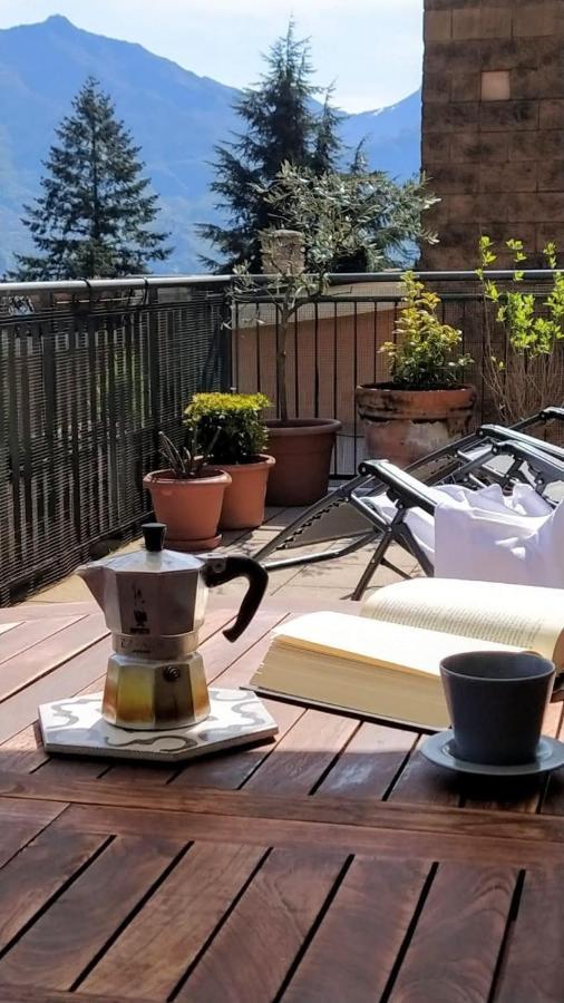 Appartamento La Terrazza Di Dora Менаджо Екстериор снимка